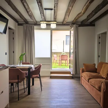 Aparthotel Casa De Postas - Nuevo Establecimiento San Mamés de Meruelo